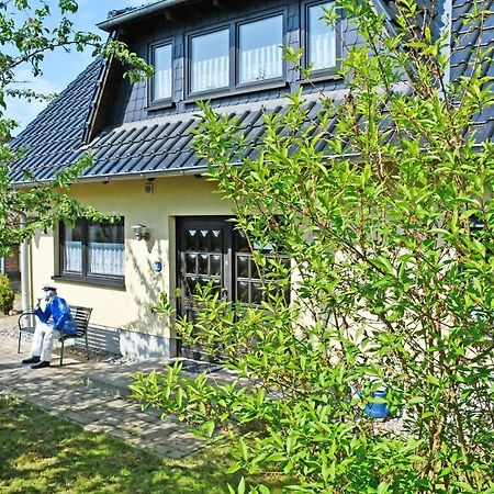 Schoenes Ferienhaus Mit Kamin Und Sauna Im Ostseebad Sellin ภายนอก รูปภาพ